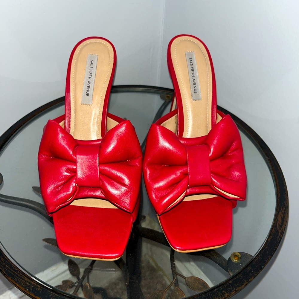 Puffed bow leather stiletto heels - Picture 1 of 5